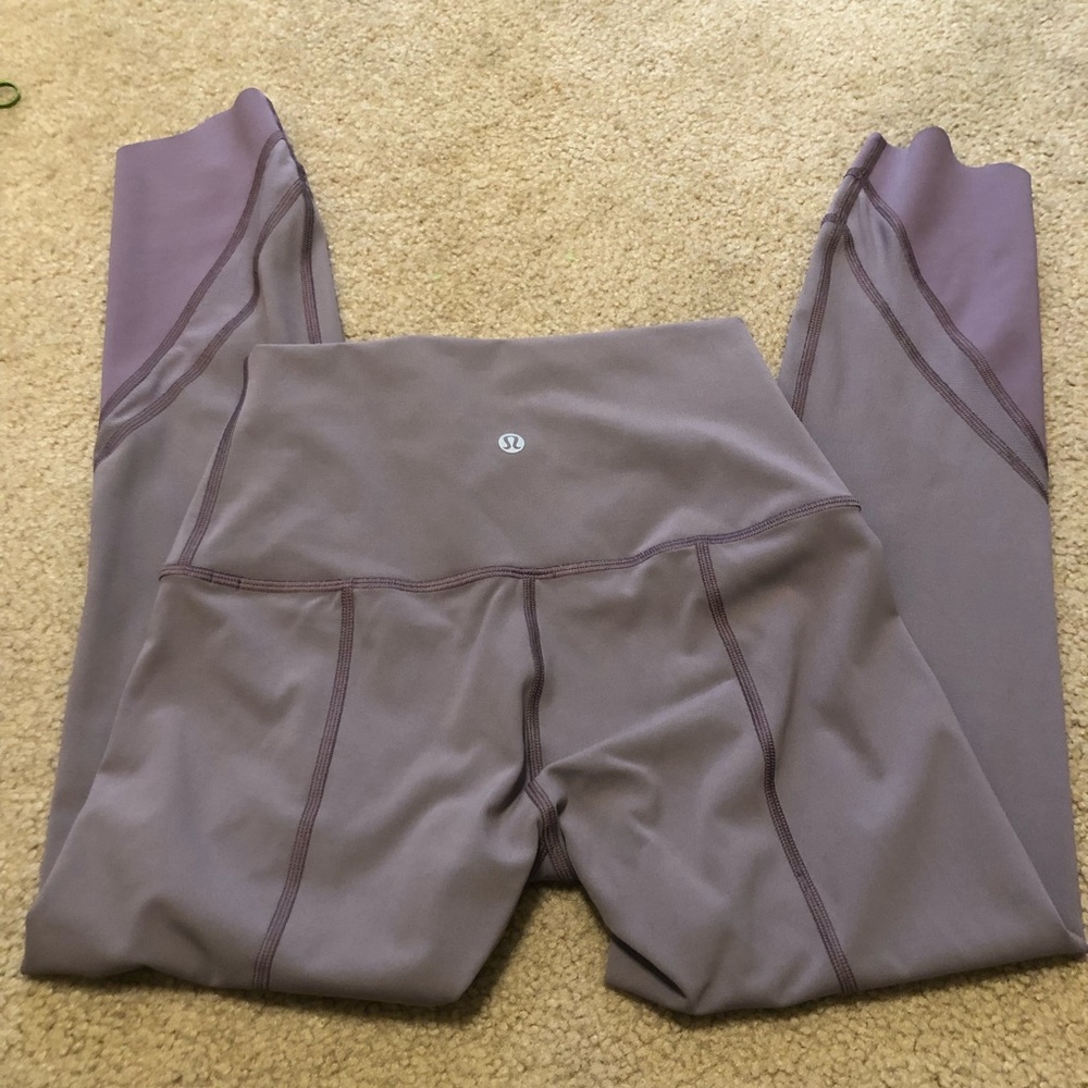 Lululemon Wunder Under High Rise crop 23” - Picture 3 of 10